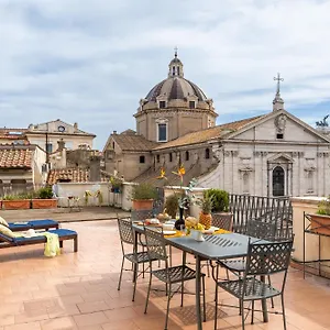 Penthouse Capitol , Rome Italy