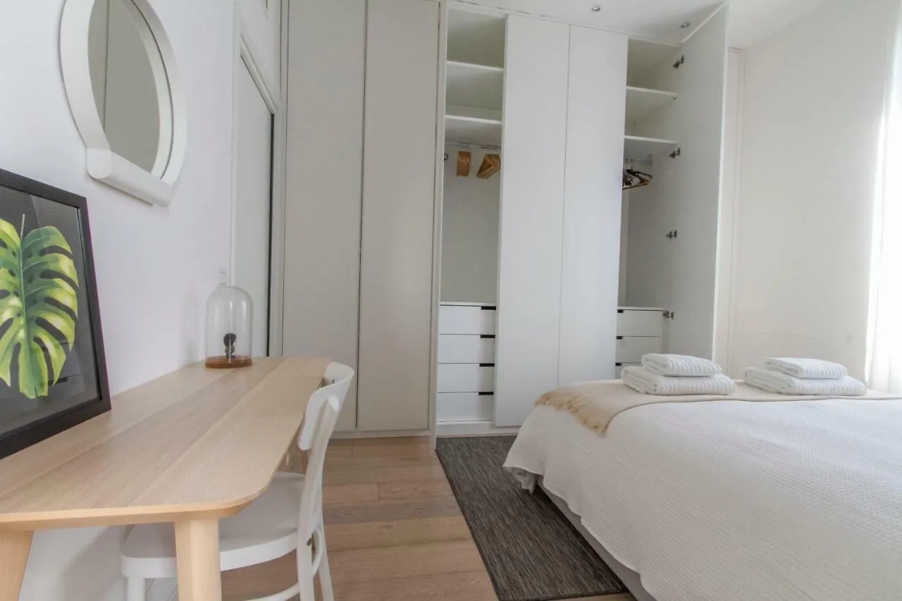 Luxury And Spacious Apartment Μιλάνο 0*,