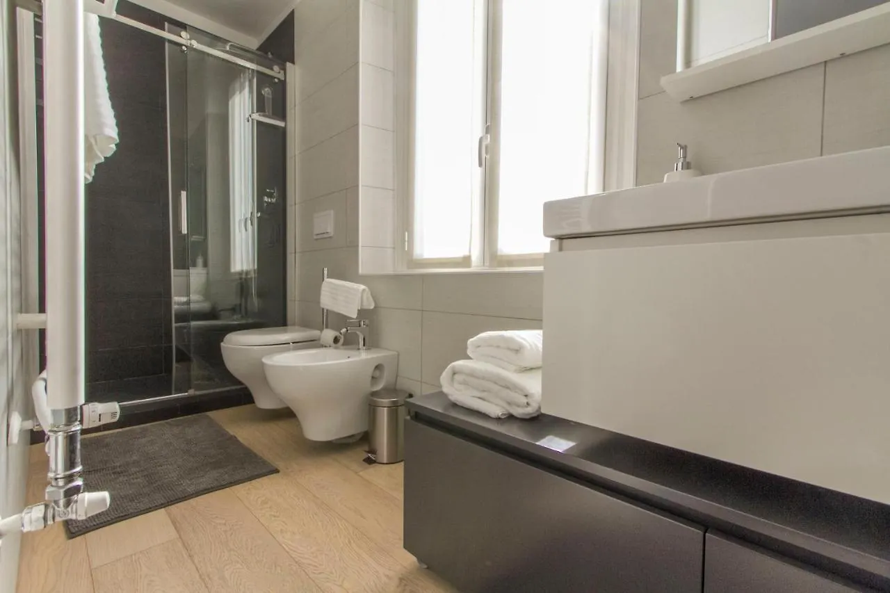 Luxury And Spacious Apartment Μιλάνο