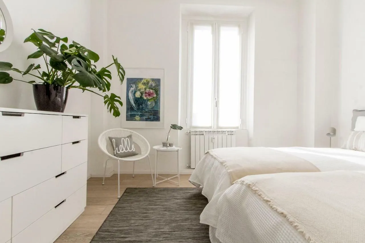 Luxury And Spacious Apartment Milan 0*,  Italy