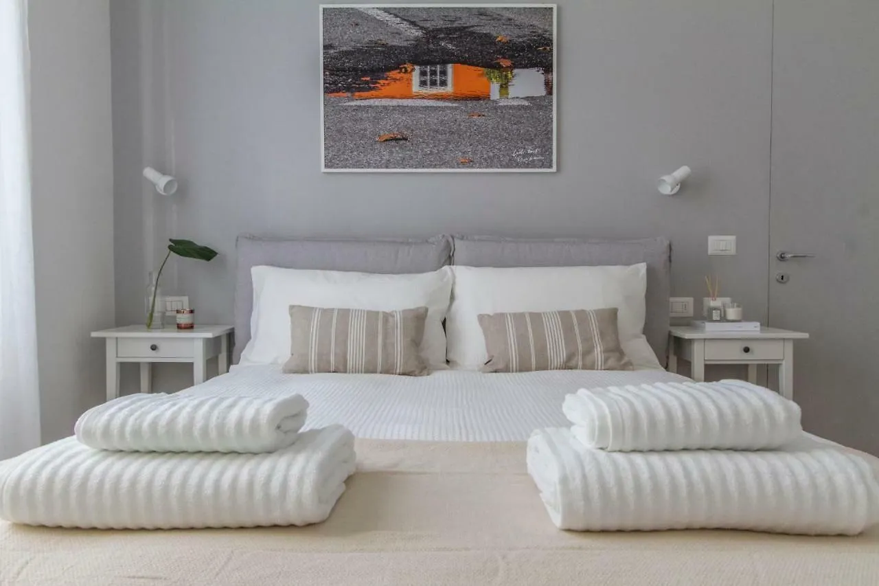 Luxury And Spacious Apartment Milan