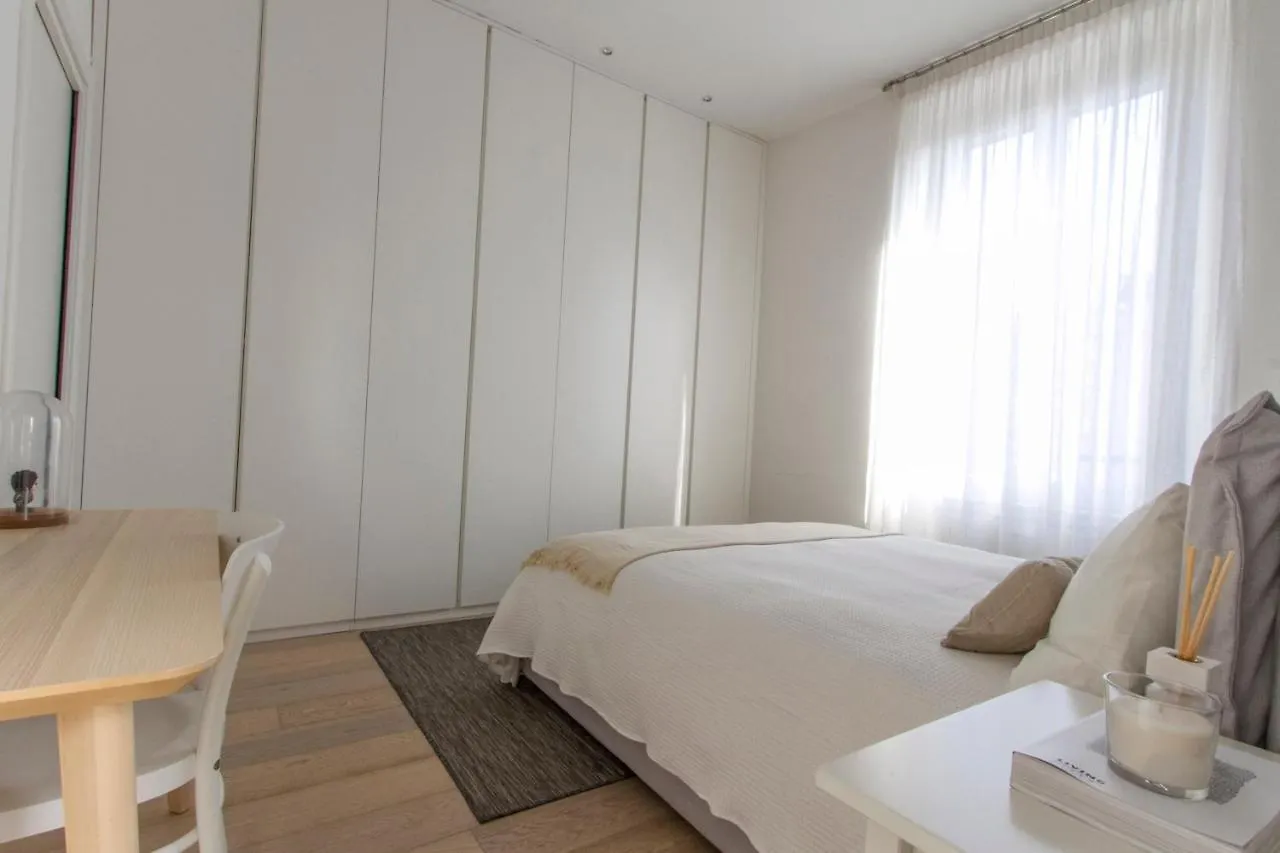 Luxury And Spacious Apartment Milan